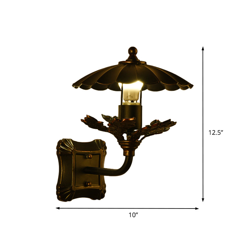 1 Bulb Scalloped Wall Sconce Lamp Retro Style Rust Metallic Sconce Light with Leaf Decoration for Corridor