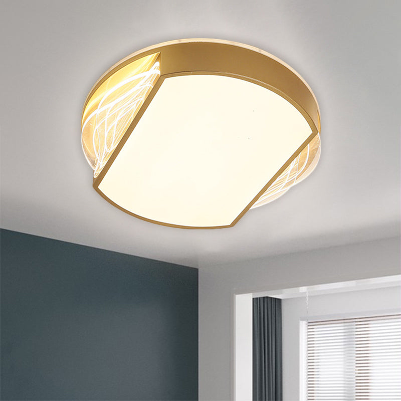 Iron Geometric Ceiling Lamp Contemporary LED Gold Flush Mount Fixture in Warm/White Light, 18"/21.5" Wide