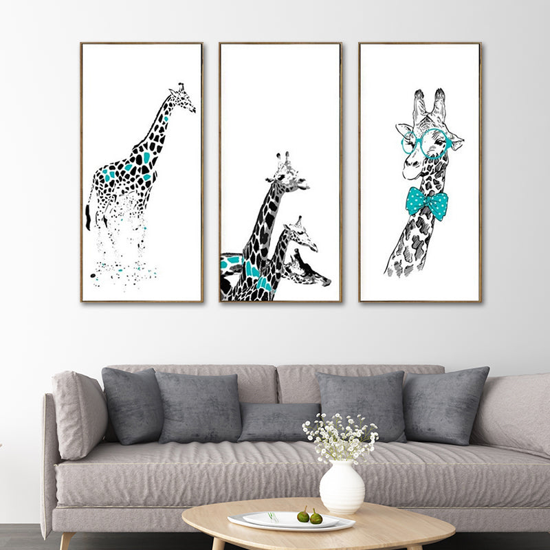 Cartoon Giraffe Wall Art Canvas Textured White Wall Decor for Childrens Bedroom