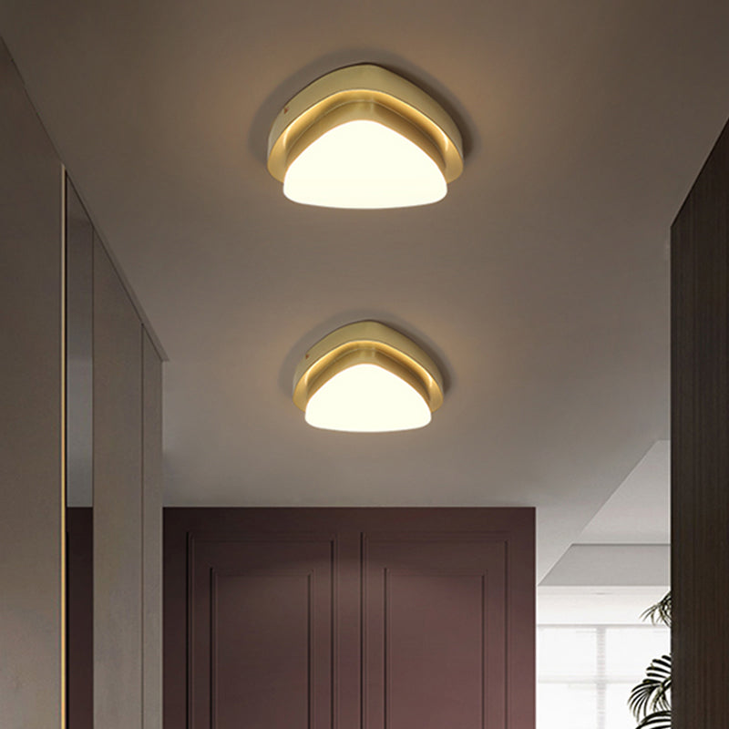 Triangle/Round/Square Flushmount Light Simplicity Metallic LED Corridor Flush Ceiling Light in Gold