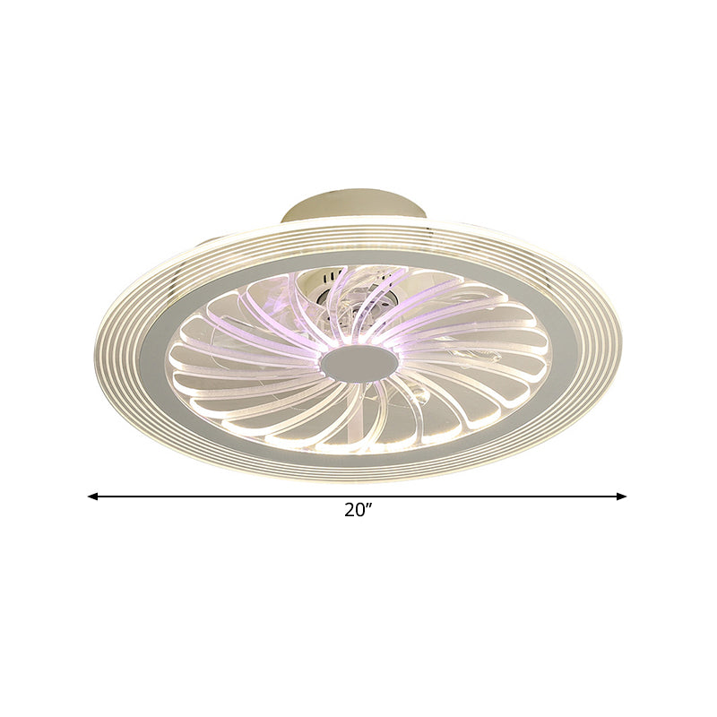 Éclairage de ventilateur de plafond LED moderne avec une nuance en acrylique claire