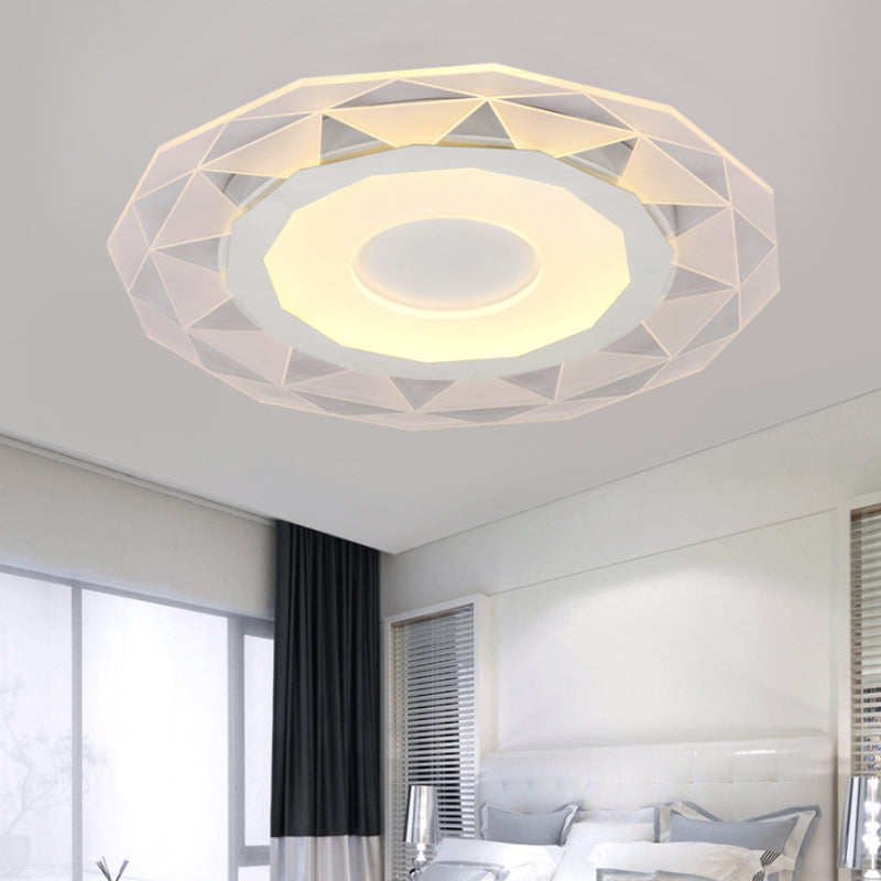 16.5"/20.5"/24.5" Wide LED Bedroom Flushmount with Polygon Acrylic Shade White Ceiling Light Fixture in Warm/White Light