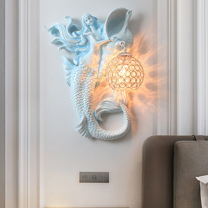 Farmhouse Sphere Leuchtenlicht 1-Bulb Clear Definierte Kristallwandmontage mit Meerjungfrau-Design in hellblau/golden, links/rechts
