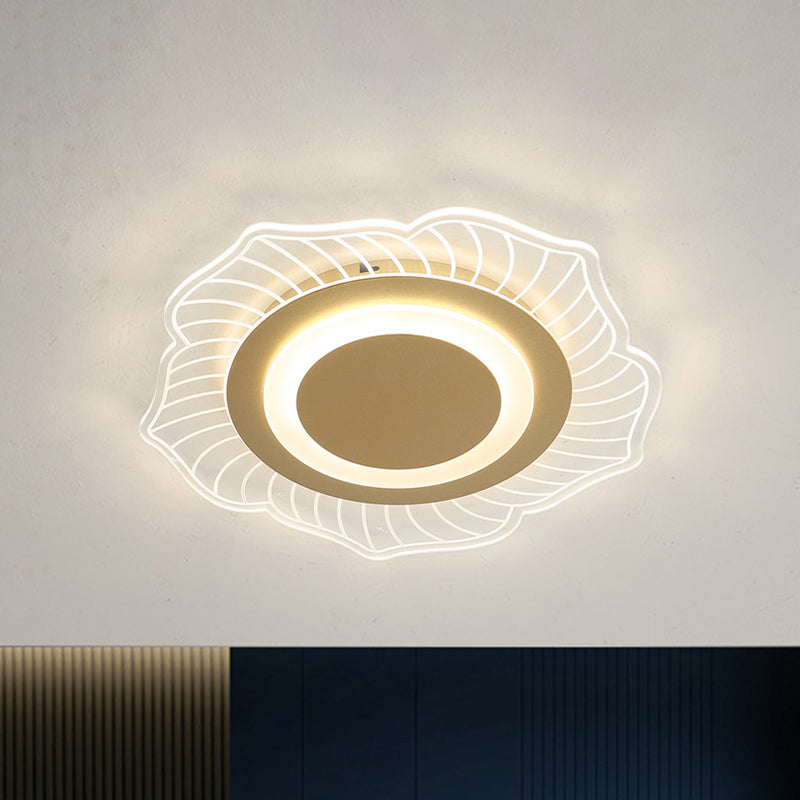 Acrylic Floral Flush Light Fixture Nordic LED Flush Close to Ceiling Lamp in Gold, Warm/White Light