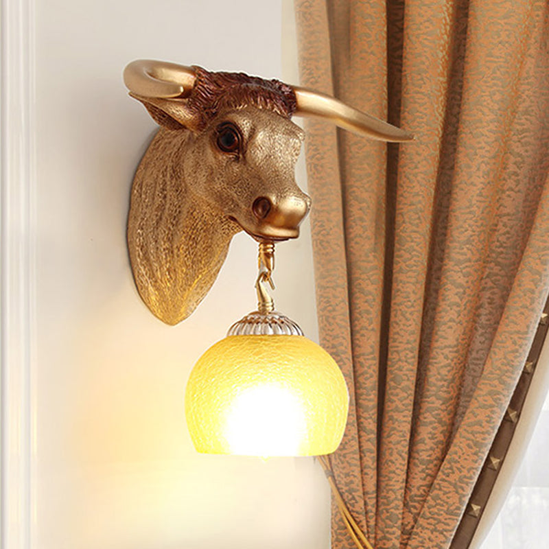 1-Head Resin Wall Light Fixture Country Gold Ox Head Wall Mounted Lamp with Ball Crackle Glass Shade