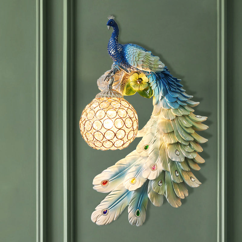 Cotta de pared de pavo real un solo cabeza Cottage White/Red/Blue Resin Wall Lighture con sombra de cristal K9 transparente, izquierda/derecha