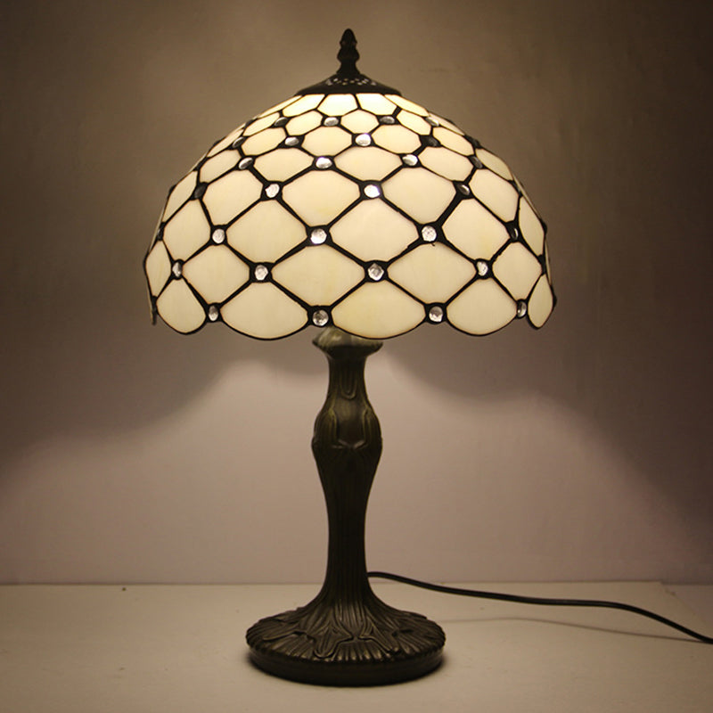 Messing 1 lichte nachtverlichting tiffany wit glas kralen taaklamp met geschulpte rand