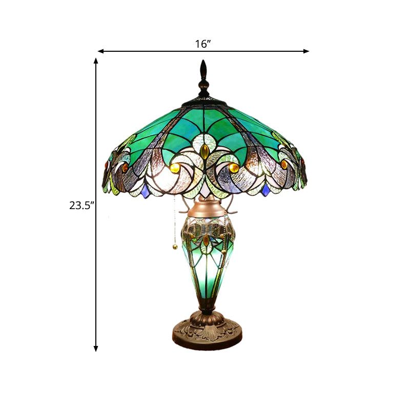 Grüne 3 Lichter Task Lighting Mediterraner Hand geschnittenes Glasschalloped Dome Night Lampe mit Tränenbasis