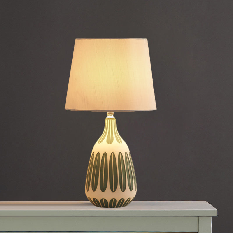 Scandinavo 1 tavolo da testa chiaro rosa/verde/viola lampada da comodino con tonalità in tessuto per letto