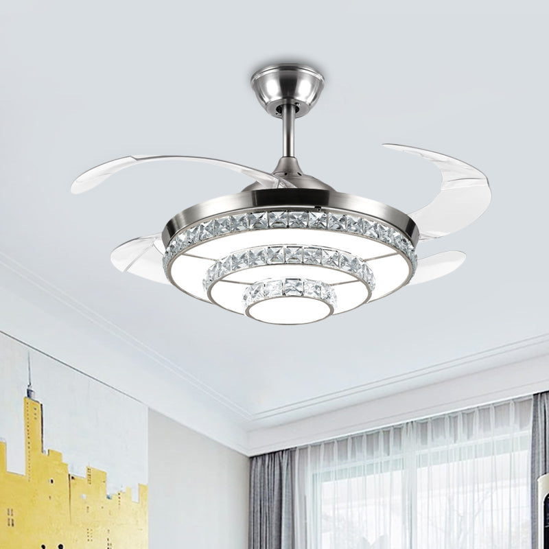 19 "W Modernismus LED Deckenventilator Lampe Silber 3-Tier Semi Flush Mount Light mit Kristallblockschatten, 4 Klingen
