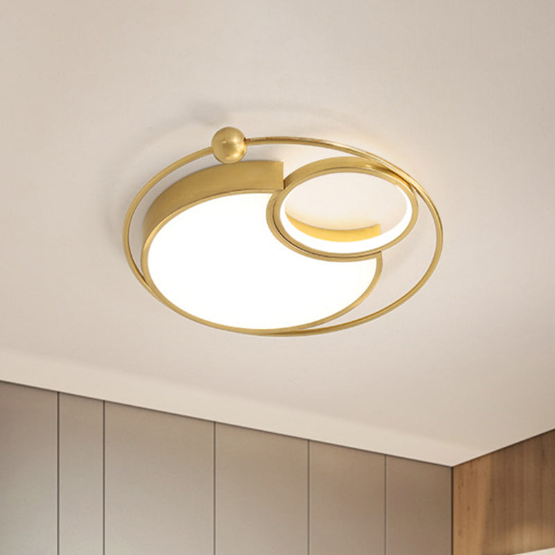 Round Flush Light Fixture Contemporary Metal LED Gold Flush Mount Lighting for Bedroom