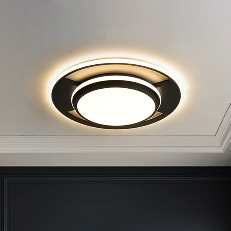 16.5"/20.5" W Round Bedroom Flush Mount Metal LED Modern Close to Ceiling Mounted Fixture in Black