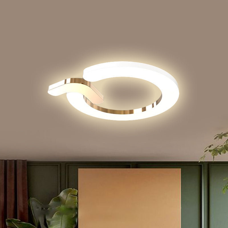 Simple Circle Flush Light Fixture Metallic 16"/23.5" W LED Bedroom Close to Ceiling Lamp in Gold