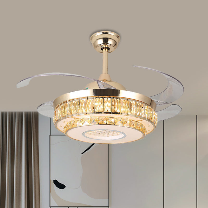 Lampada da ventola del soffitto da parlora da 19 "W Simplicity Gold 4 lame semifulto con tonalità a blocchi di cristallo a 2 livelli