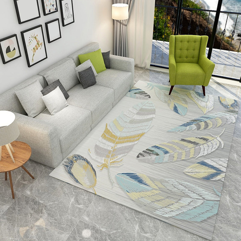 Stylish Feather Pattern Rug with Leaf Grey Contemporary Rug Polyester Pet Friendly Non-Slip Backing Washable Area Rug for Living Room