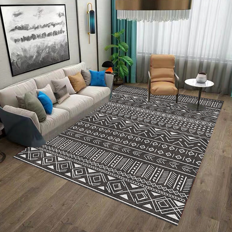 Stylish Tribal Geometric Pattern Rug with Stripe Grey Bohemian Rug Polyester Pet Friendly Non-Slip Backing Washable Area Rug for Living Room