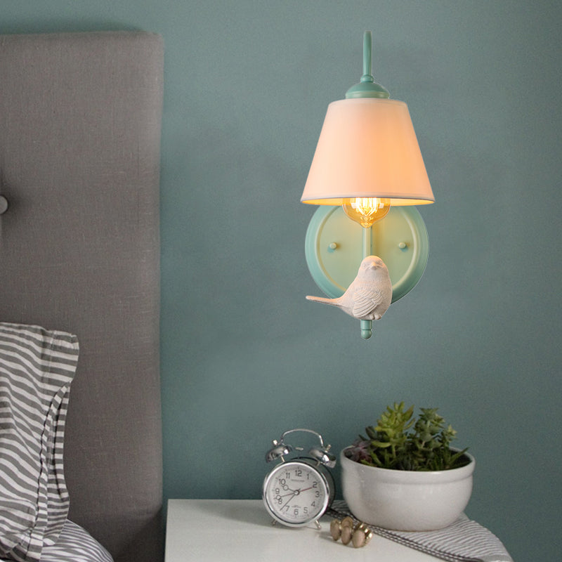Tapered Shade Wall Light with Pigeon Deco 1 Head Metal Modern Style Sconce Light