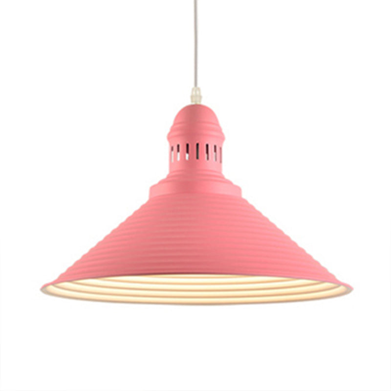Luz colgante de tono de cono con diseño de volantes Metal nórdico 1 Comedor blanco/rosa Comedor colgante Luz