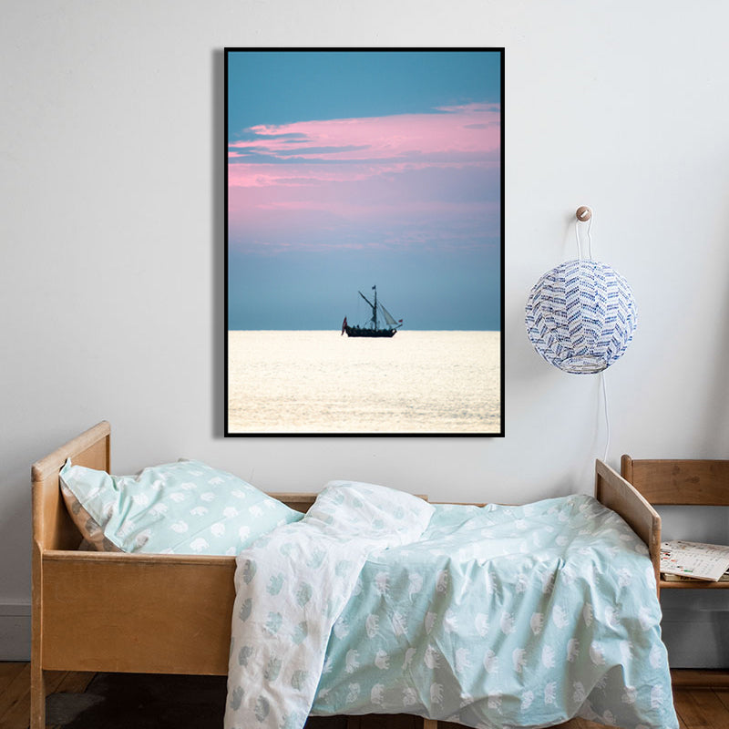 Foto-Sonnenuntergang-Ozean-Segelboot-Leinwandkunst, minimalistische, malerische Meereslandschaft, Wanddekoration in sanften Farben
