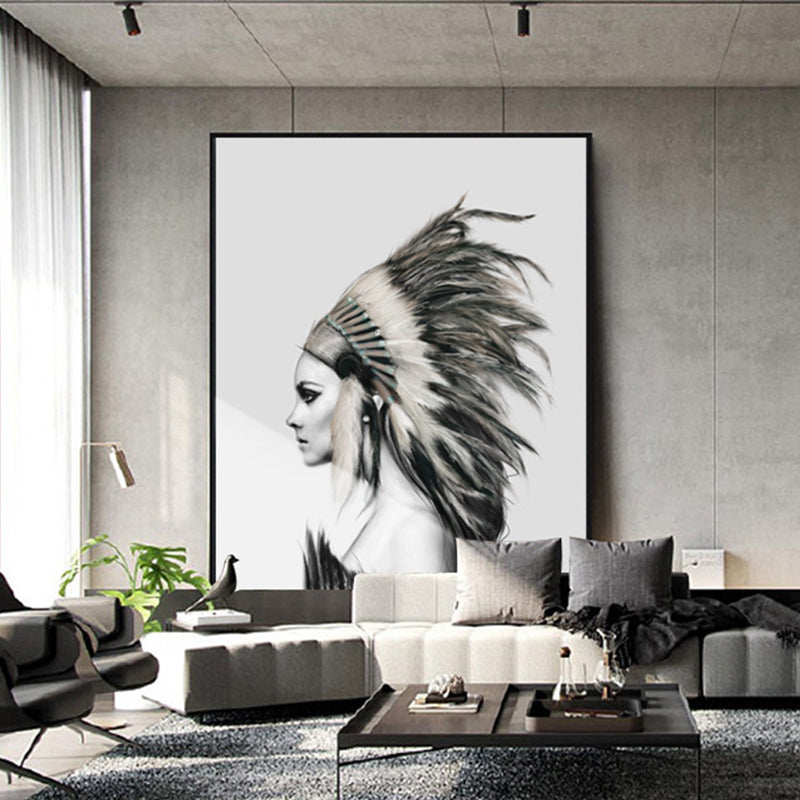 Toile de fille avec chapeau de plumes de couleur pastel, décoration murale texturée contemporaine pour le salon