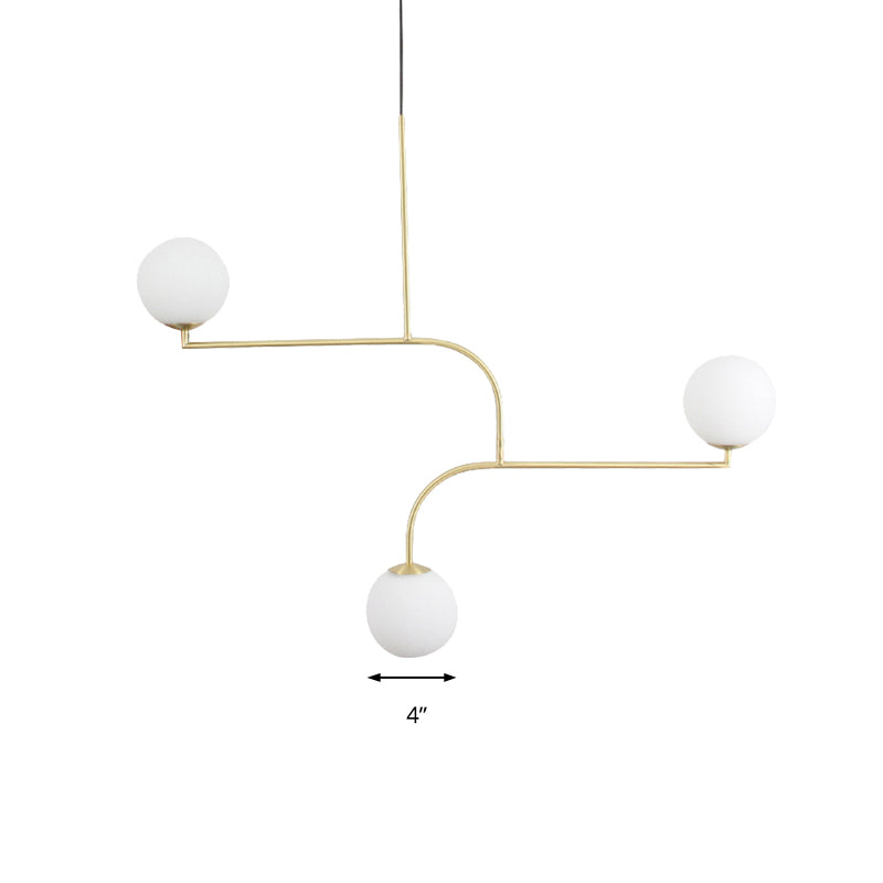 3 Lichter im Innenhänge Kronleuchter Licht mit globalem weißen Glasschatten Moderne Gold Finish -Anhängerlampe