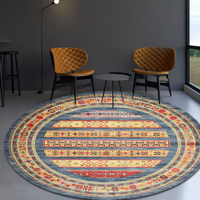 Retro Tribal Circles Pattern Rug Yellow and Red Polyester Rug Washable Pet Friendly Anti-Slip Carpet for Living Room