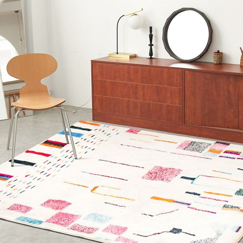 Retro Tribal Pattern Rug Light Grey Polyester Washable Pet Friendly Anti-Slip Carpet for Living Room