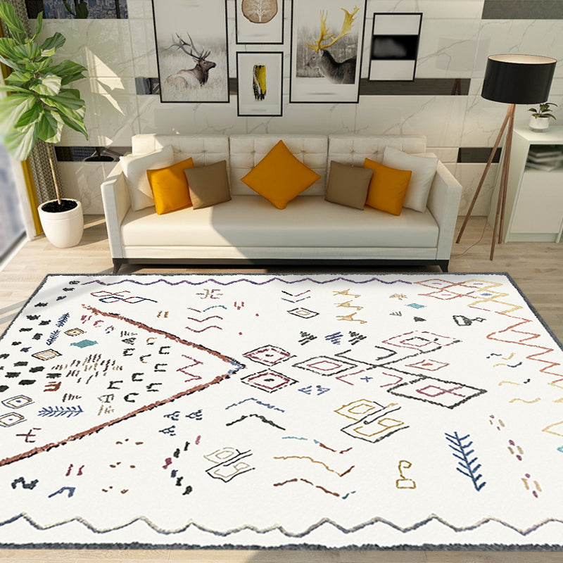 Retro Tribal Pattern Rug Light Grey Polyester Washable Pet Friendly Anti-Slip Carpet for Living Room