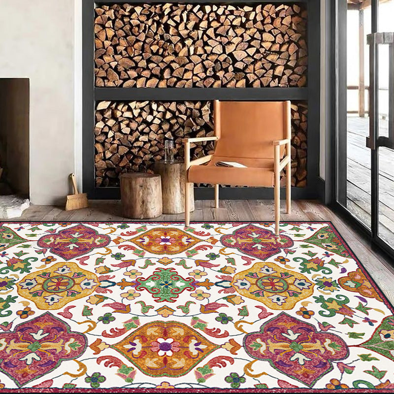 Retro Tribal Pattern Rug Light Grey Polyester Washable Pet Friendly Anti-Slip Carpet for Living Room