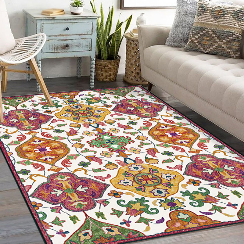 Retro Tribal Pattern Rug Light Grey Polyester Washable Pet Friendly Anti-Slip Carpet for Living Room