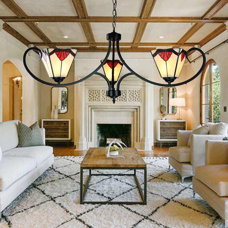 Pyramid -Kronleuchter mit Buntglas Schatten 3 Lichter Mission Anhänger Licht in Rot für das Restaurant