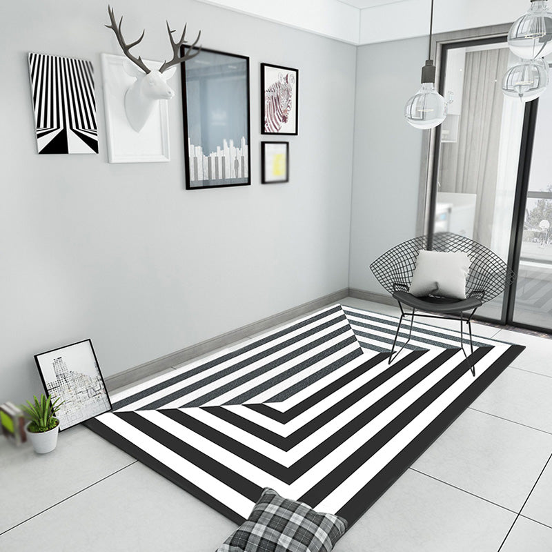 Black Geometric Pattern Rug Polyester Modern Rug Washable Anti-Slip Pet Friendly Area Rug for Living Room