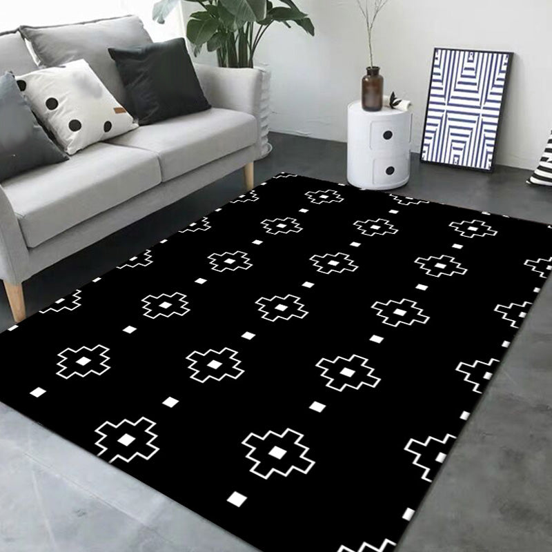 Stylish Modernism Rug Black and White Geometric Pattern Rug Pet Friendly Anti-Slip Washable Area Rug for Decoration