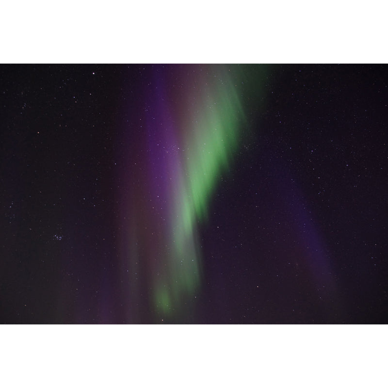 Purple-Green Aurora Borealis Mural Moisture Resistant Wall Decor for Living Room