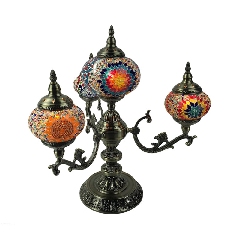 Bohemia Oval Night -Stand Light 4 Bulbos de la mesa de vidrio manchada de la mesa de vidrio en rojo/amarillo/naranja para el dormitorio