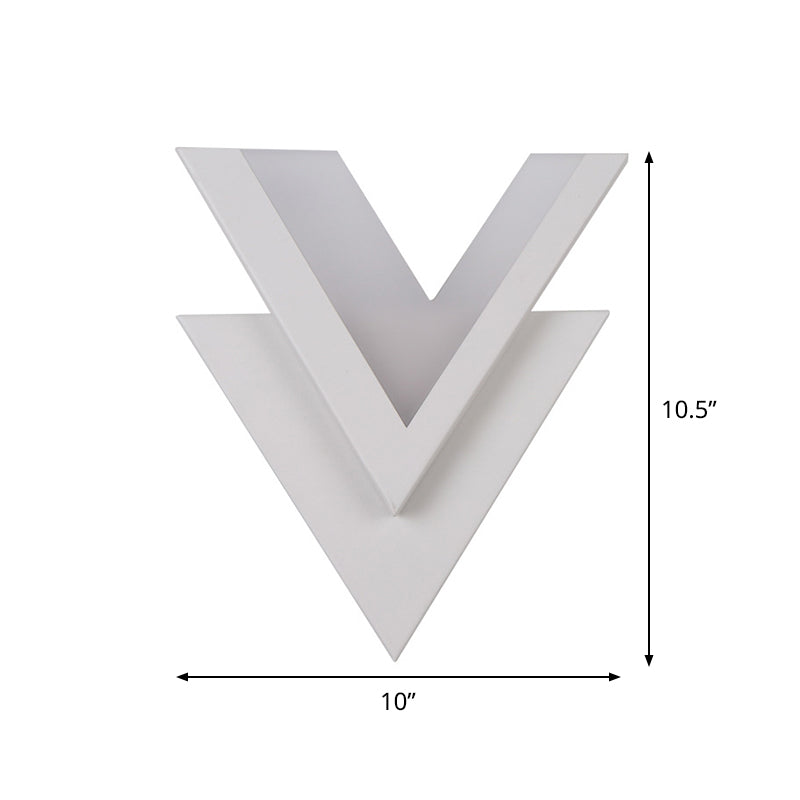 Conception du cou en V blanc Flush Mount nordique Acrylique LED intégré LED Appiculture de lumière en lumière chaude / blanche