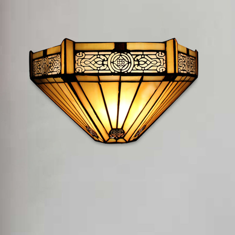 Art Glass Half-Cone Wall Light Tiffany Style 1 Light Wall Sconce in Beige/Amber for Living Room