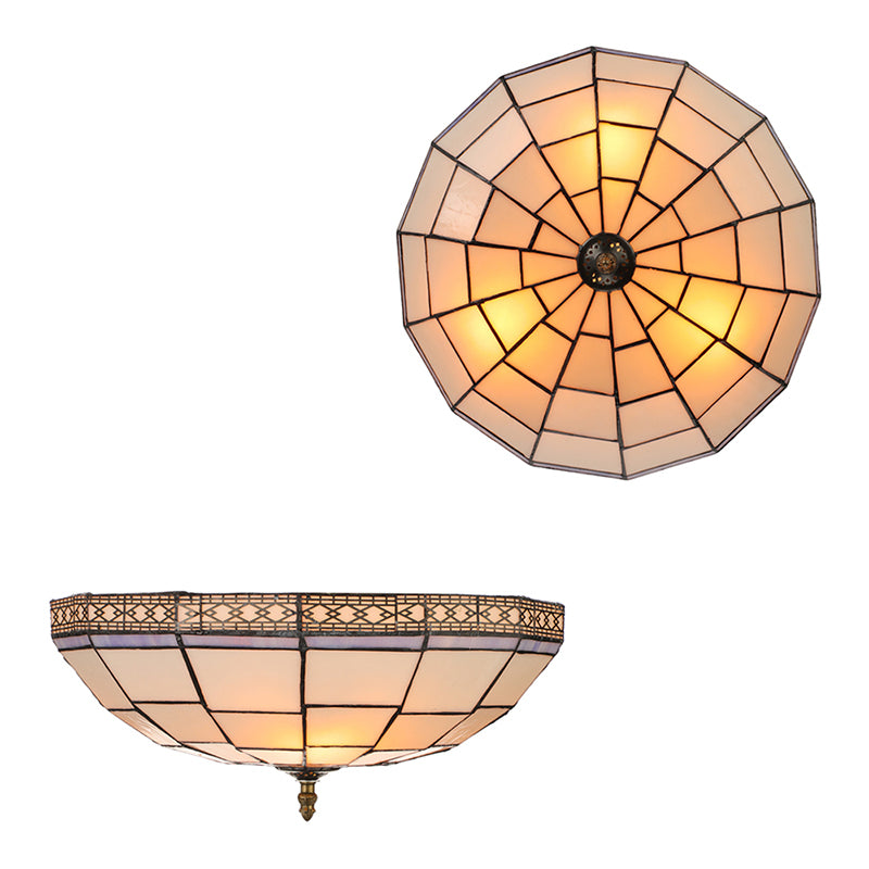 Bol Flush Ceiling Light 8 "/8.5" /10 " Hauteur Stained Glass 3 Lights Traditional Flush Lighting in Beige for Living Room