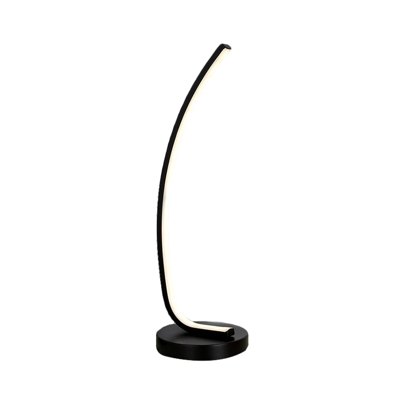 Bend lineaire slaapkamer nachtlamp Metallic LED modernisme tafellicht in zwart/wit voor studieruimte
