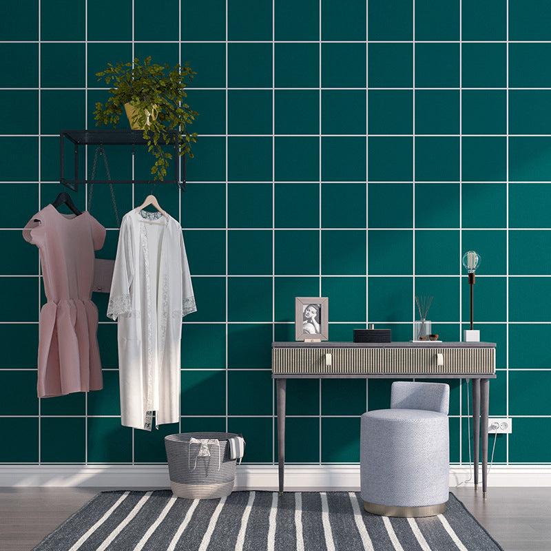 Washable Non-Pasted Grid and Square PVC Wallpaper in Green and White