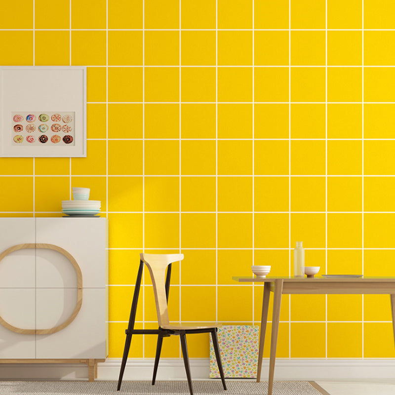 Washable Non-Pasted Grid and Square PVC Wallpaper in Green and White