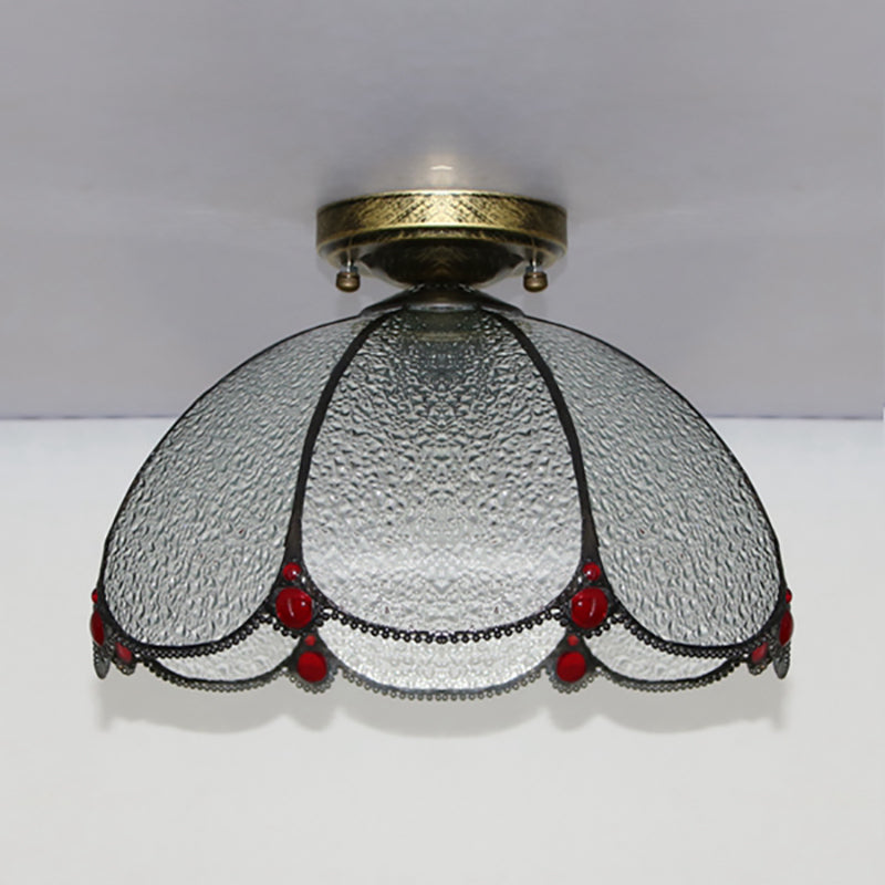 Vetro colorato a filo smerlato