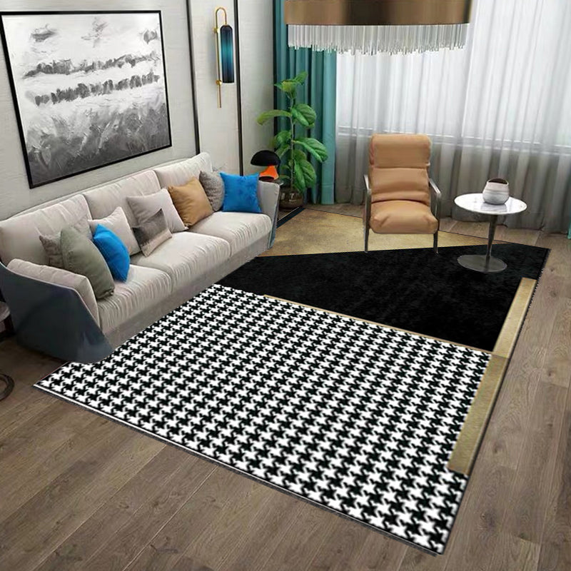 Black Living Room Rug Simplicity Houndstooth Pattern Rug Polyester Washable Anti-Slip Backing Pet Friendly Carpet