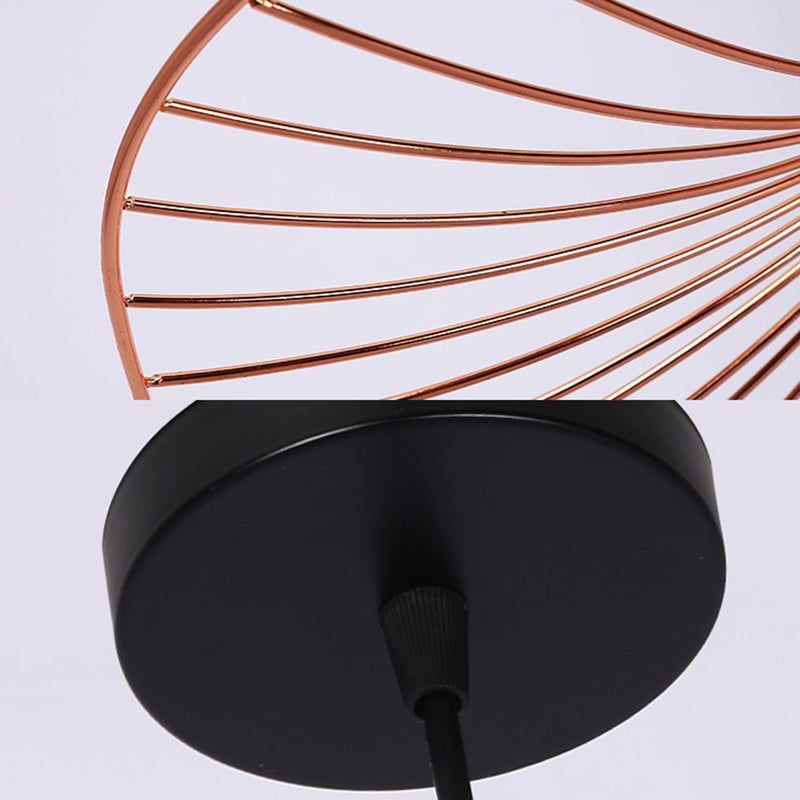 Ausgeflügelter Drahtschatten Cafe Pendellöge Leichte Eisen ein Licht moderne Deckenlampe in Roségold