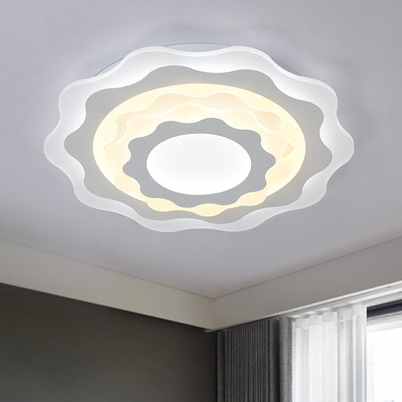 19"/23.5" Wide Acrylic Gear Lighting Fixture Simplicity LED White Flush Mount Ceiling Light