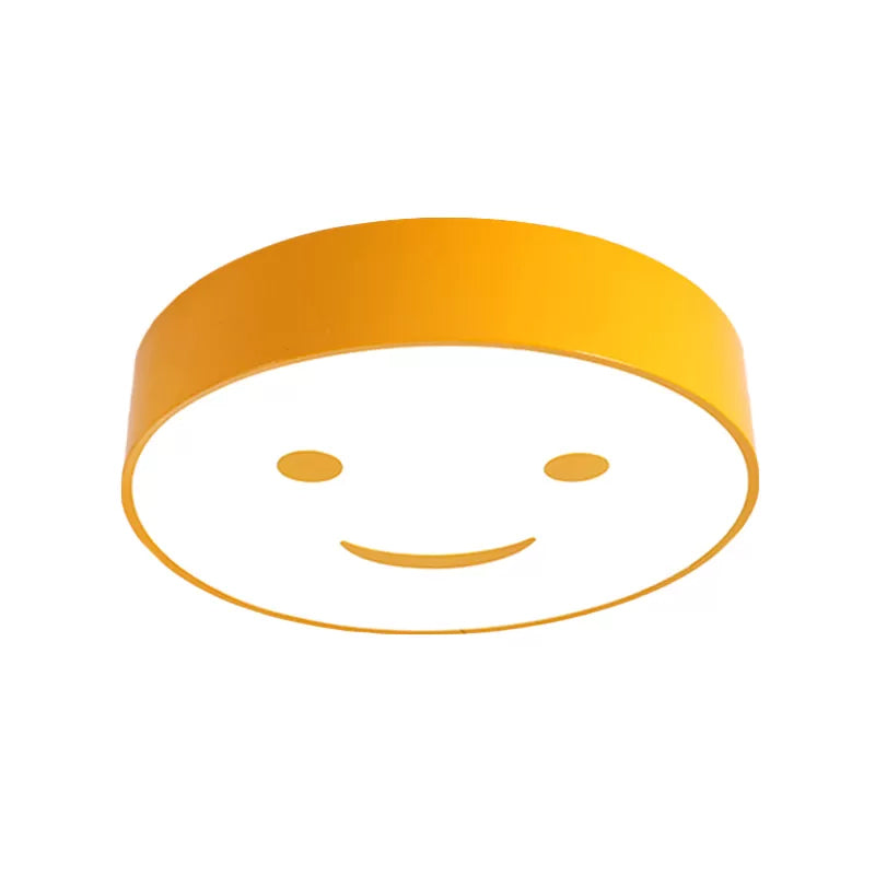 Plafonnier LED rond avec visage souriant pour enfants, en acrylique, rouge/jaune/bleu, proche du plafond, pour la maternelle