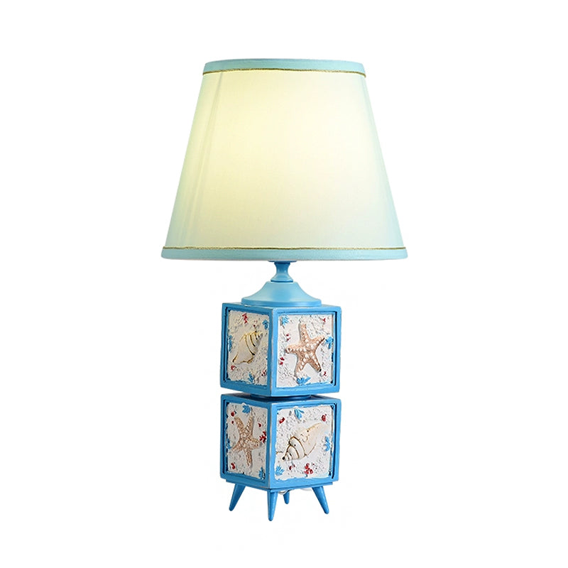 Lampada da comodino Conch Cubic per camera da letto Lampada da lavoro moderna in resina a 1 luce con paralume in azzurro/azzurro