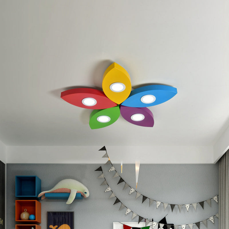 Floral Playing Room Flush Lamp Metallic LED Cartoon Close to Ceiling Lighting Fixture in Yellow