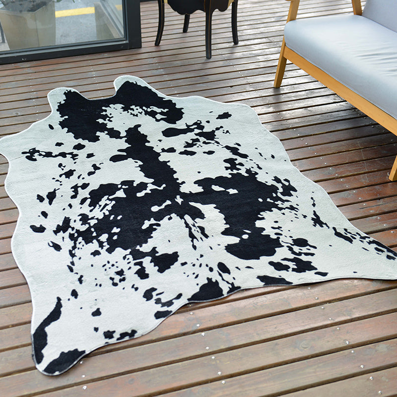 Tapis de chambre à coucher noir tapis motif de peau de vache moderne polyester le support de support antidérapant le tapis lavable