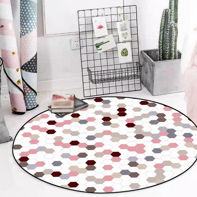Creative Hexagon Pattern Rug White and Pink Modern Rug Polyester Pet Friendly Washable Non-Slip Area Rug for Decoration